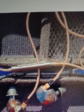 KZATR High End Pro Wifi Earbuds with Case